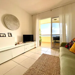 https://panoramic-view-apartment.in-canary-islands.com